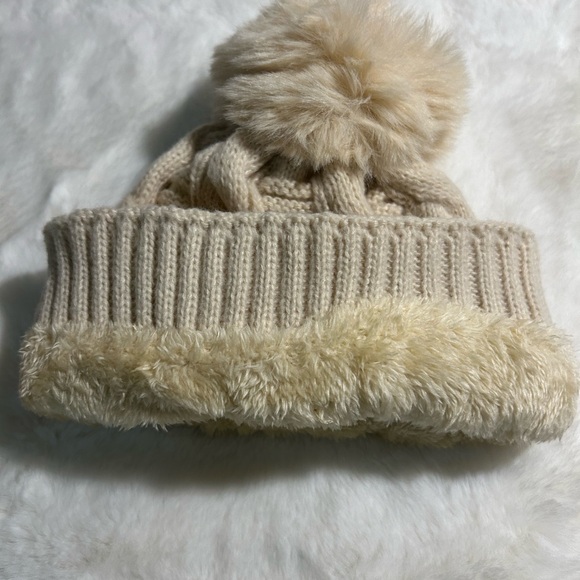 Winter beanie - Picture 4 of 4